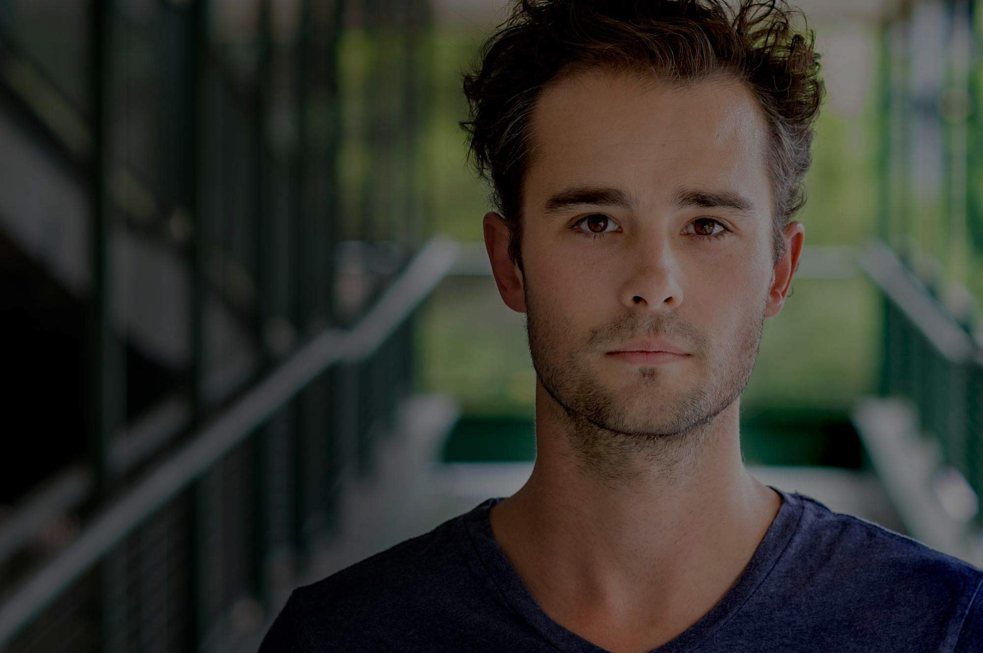 Photography, video, live music production and creative design in Singapore.